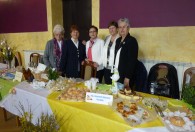 Kobiety z KGW Jarmarku Wielkanocnym w Wieruszowie
